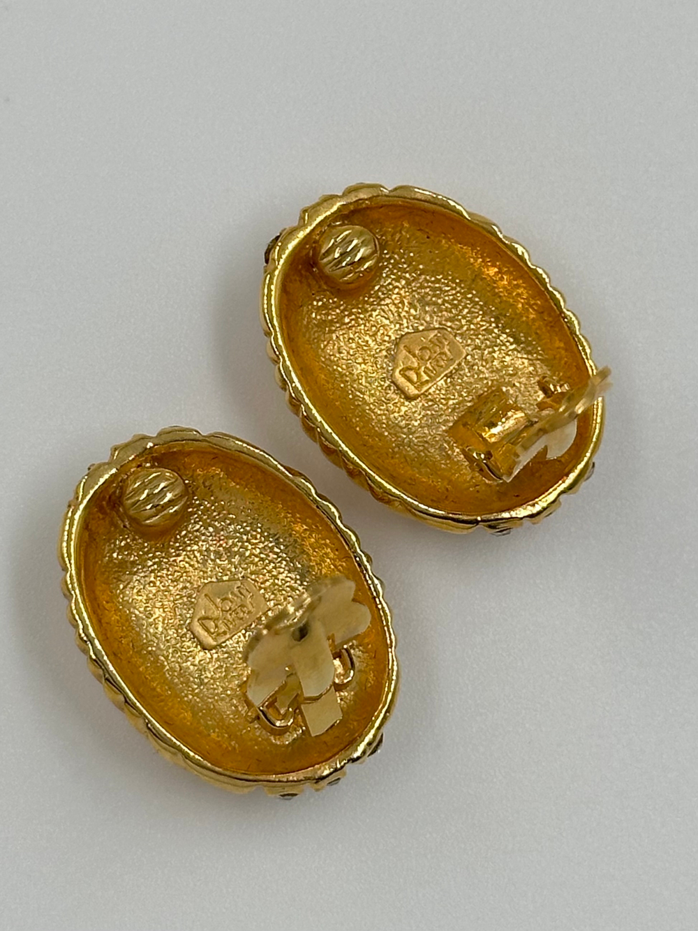 Клипсы с кристаллами Joan Rivers