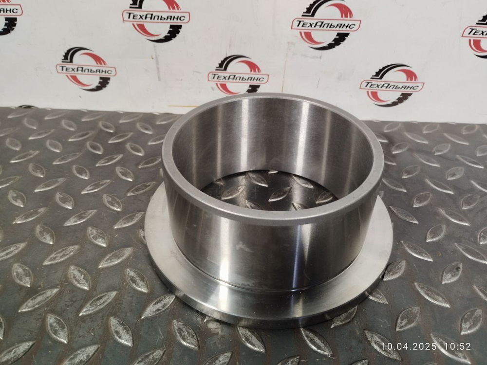 Втулка 195-21-32480