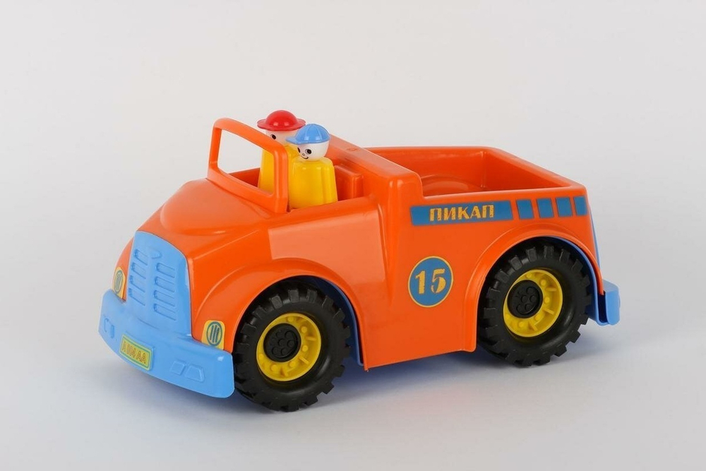 Автомобиль "Пикап" с 2 фигурками (Совтехстром)