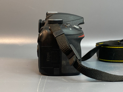 Nikon D3200 Kit 18-55 17.500 кадров