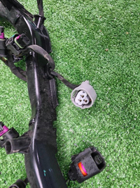 Проводка моторного отсека Geely Monjaro (21-нв)