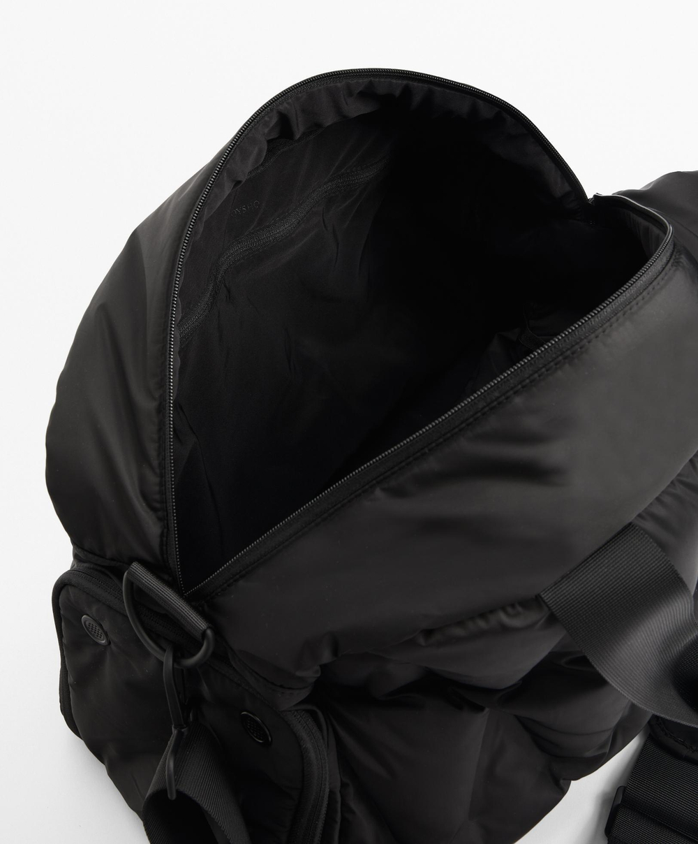 Oysho Спортивная сумка мягкая, черный