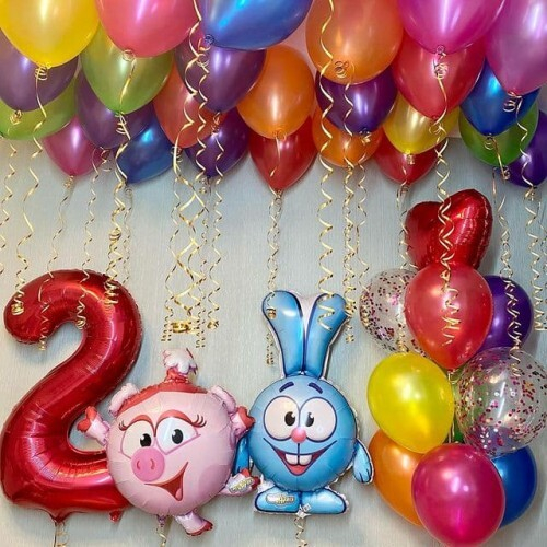 Композиция из шаров с «Нюшей и Крошем»