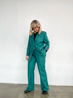 Классический костюм изумруд