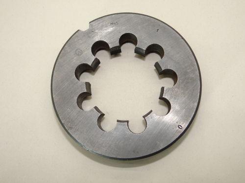 Плашка М45х1 6h d=90мм