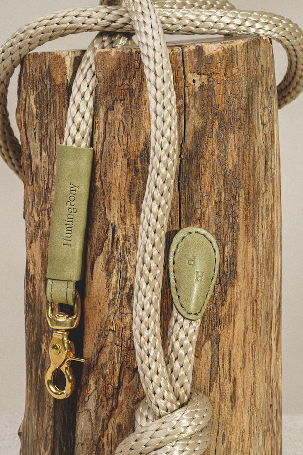 Поводок "Пони-узелкони" с зелеными вставками