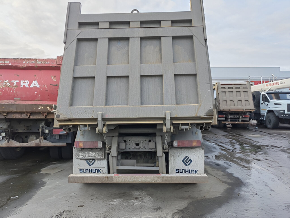 Howo ZZ* 8x4 Самосвал ZZ3407S3867E (Дизель, 9,7 л, 373 л.с, МТ)