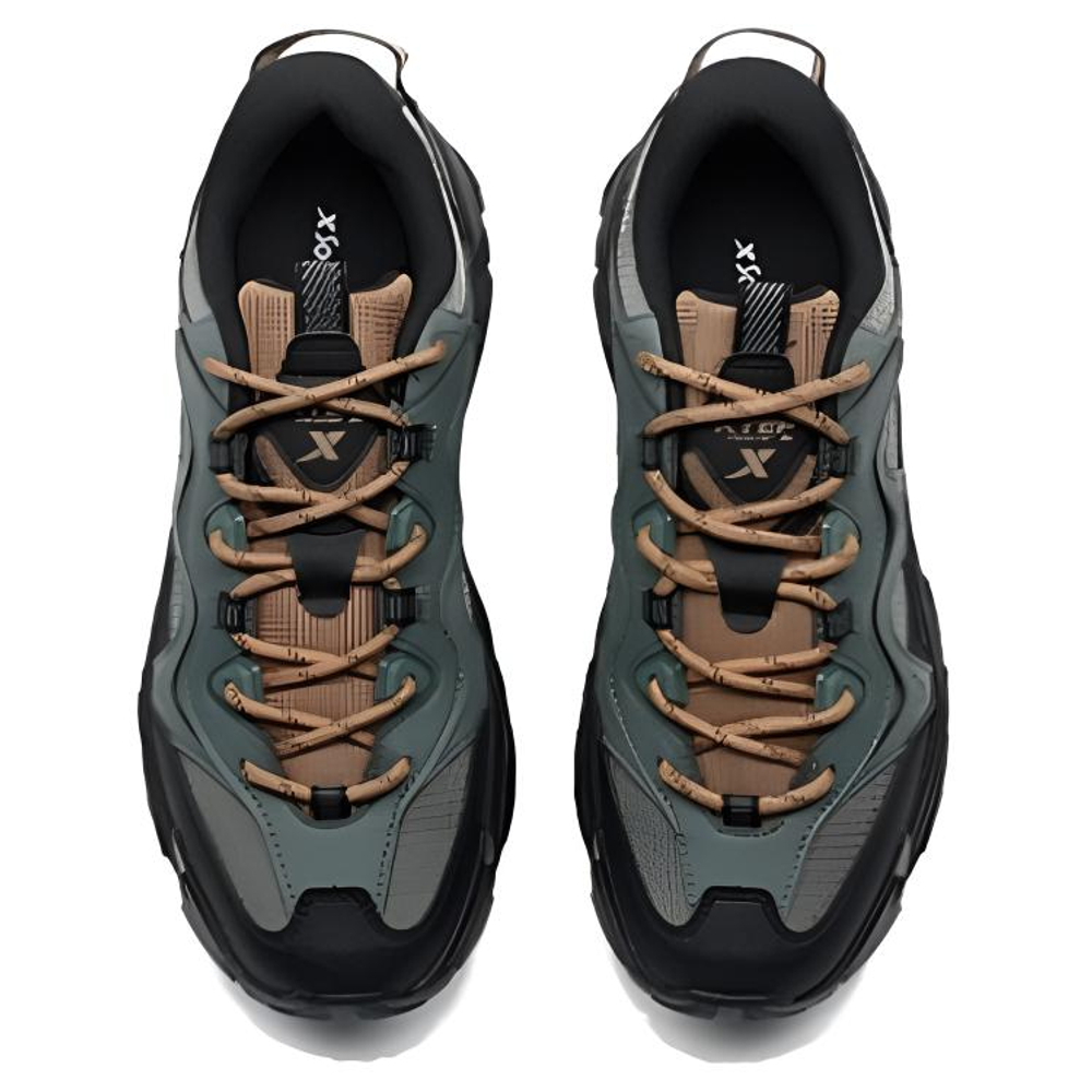 Xtep Red Cliffs 5 0