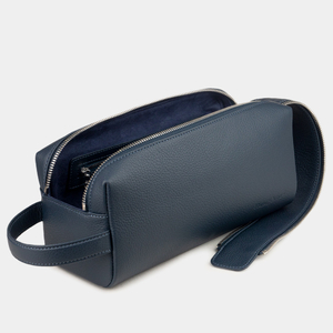 Несессер Voyageur из кожи теленка, синего цвета