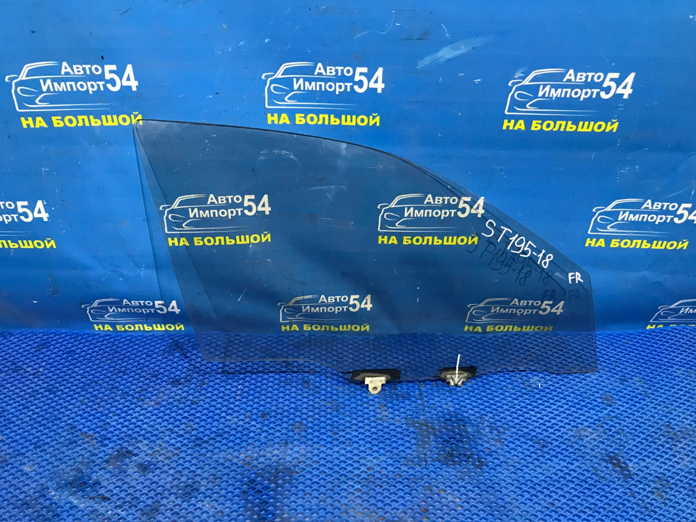 Стекло двери передней правой TOYOTA CORONA 1993