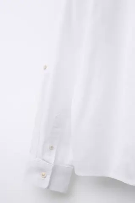 ZARA РУБАШКА ИЗ СМЕСОВОГО ЛЬНА С ВОРОТНИКОМ-СТОЙКОЙ, БЕЛЫЙ