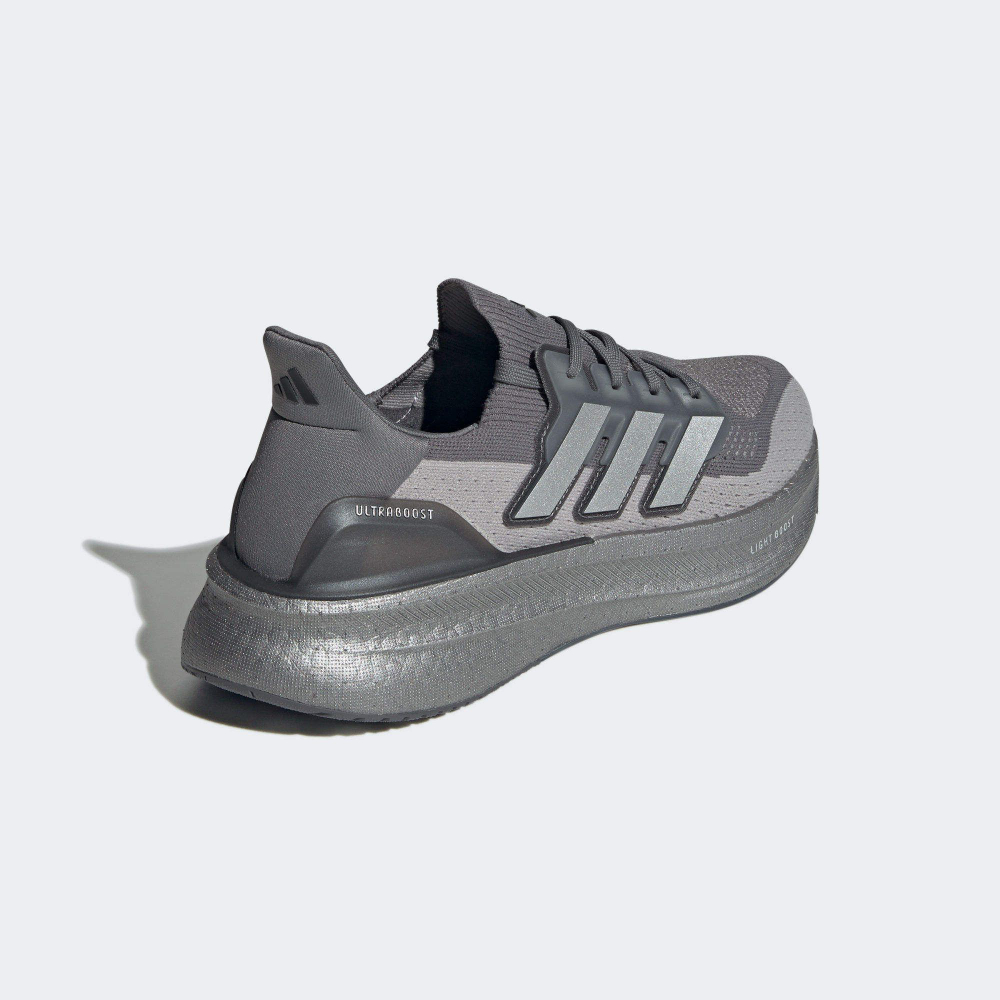 Кроссовки adidas Ultraboost 5.0