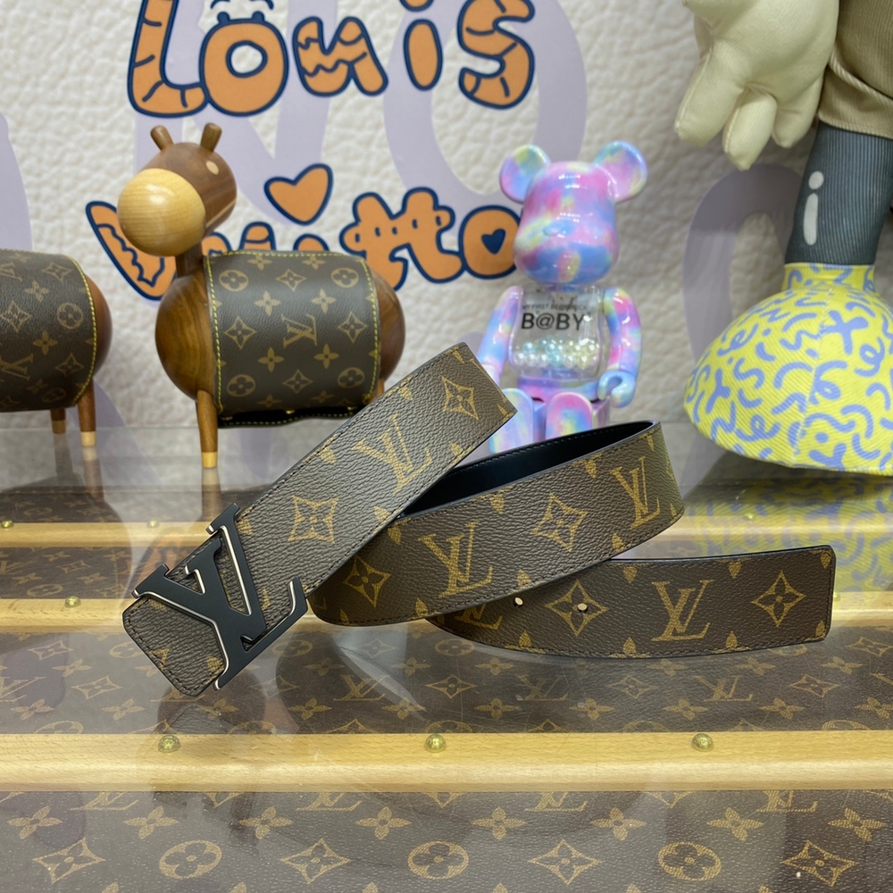 Louis Vuitton Belt