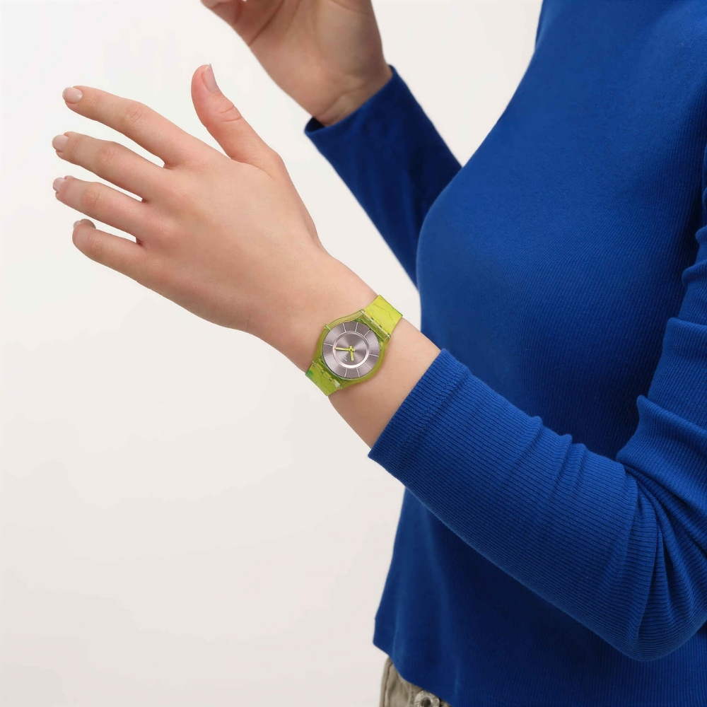 PARADISE BLOOM Водонепроницаемый (waterproof) 3 бар Диаметр 34,00 мм Механизм: кварцевый - SWATCH