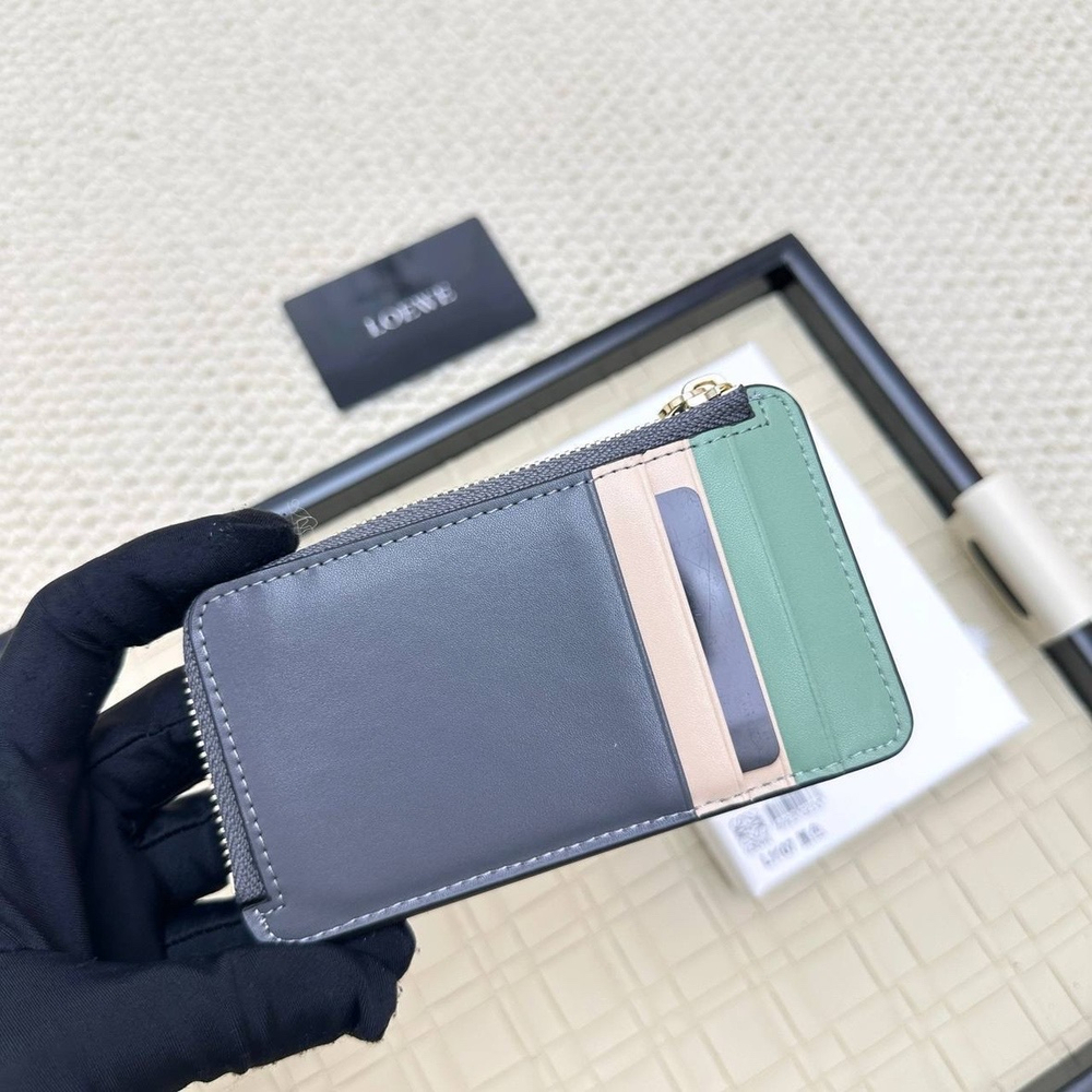 Картхолдер Loewe
