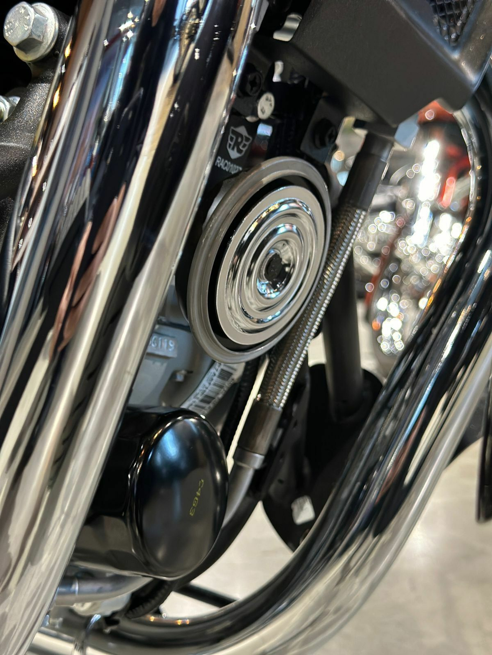 Royal Enfield Super Meteor 650 Astral Blue (Base)