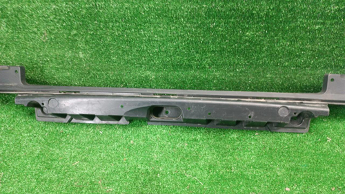 Кронштейн заднего бампера RR Vogue 4 L405 (12-22)