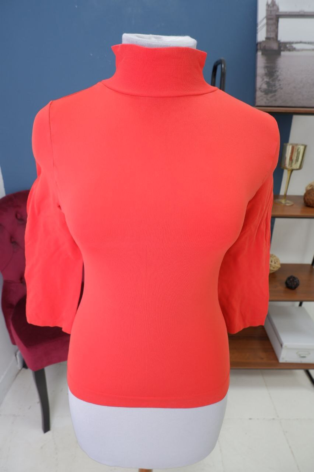 Джемпер яркий 44 размер