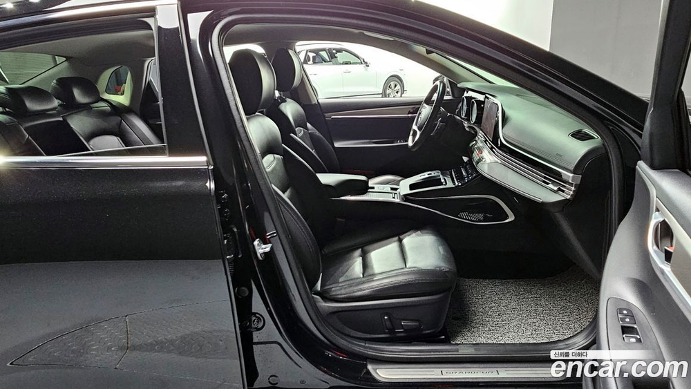 Hyundai The New Grandeur (Azera) IG 2.5 (04.2020)