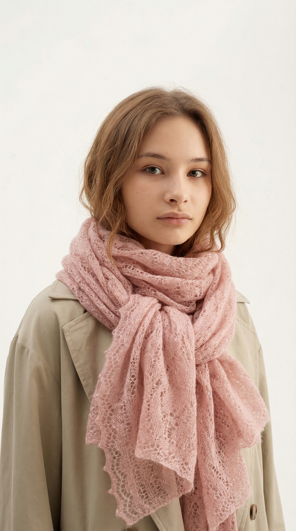 Оренбургский пуховый палантин А16070-06 магнолия