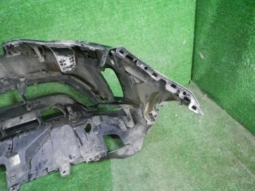 Бампер передний Land-Rover Discovery 5 (2016-2021)