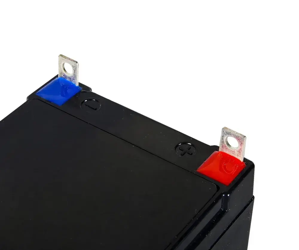 Аккумулятор для генераторов, мотоблоков, снегоуборщиков 12В 12Ач Huter