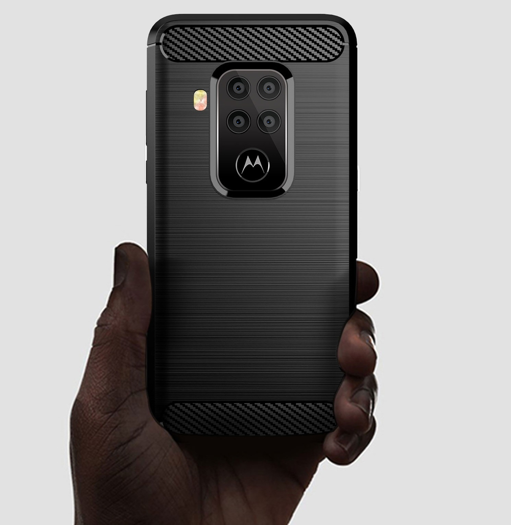 Чехол для Motorola Moto One Pro (One Zoom/P40 Note) цвет Black (черный), серия Carbon от Caseport