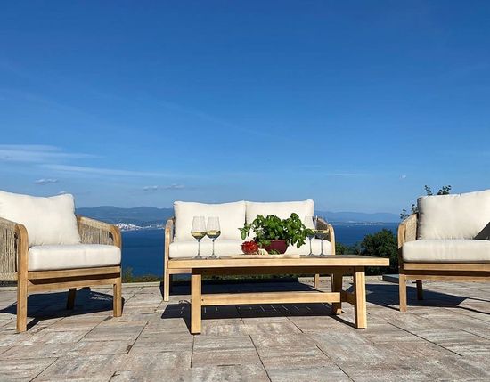 Кресло деревянное с подушками Ravona KD цвет натуральный/бежевый