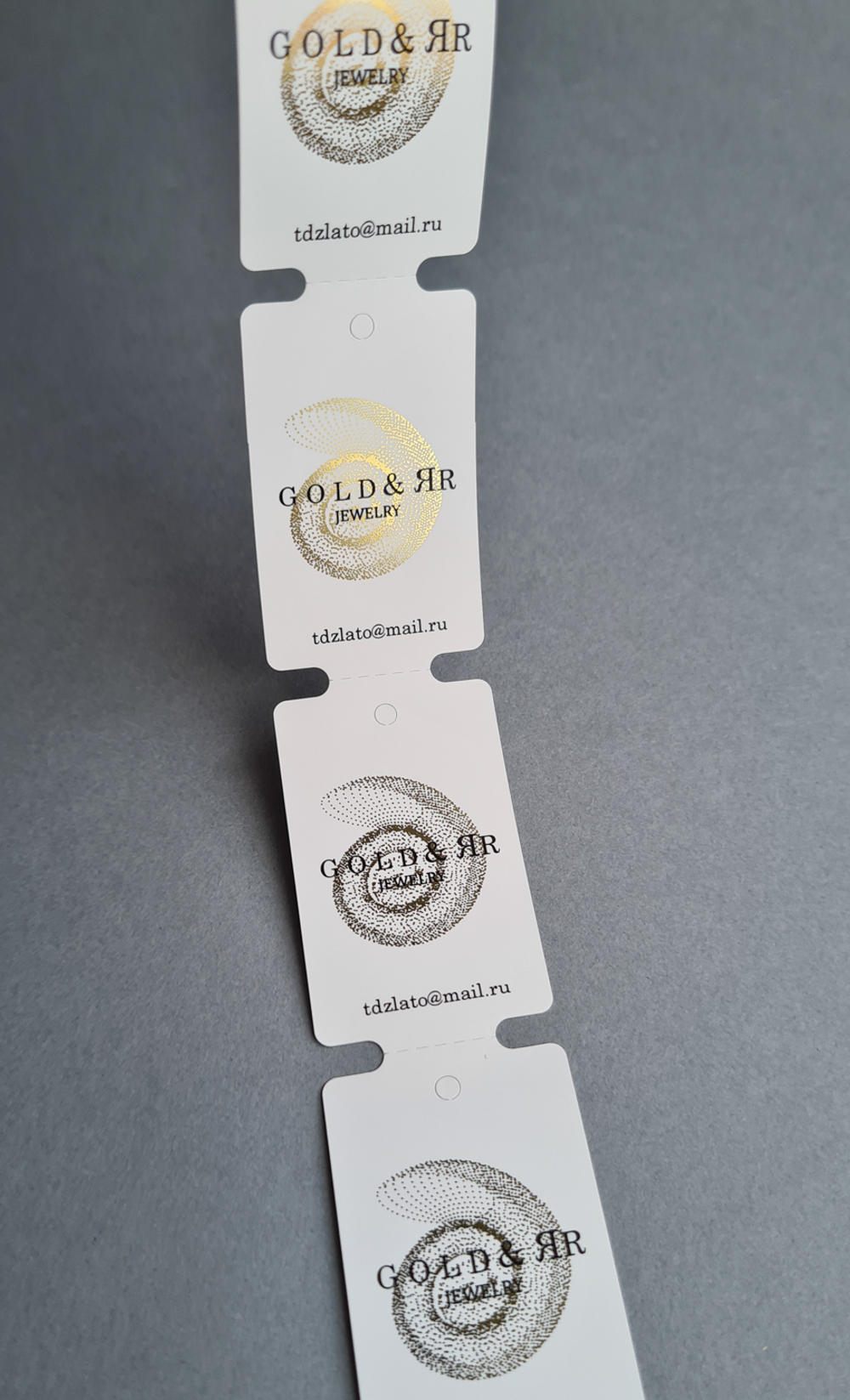 Печать золотым и черным