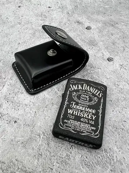 Зажигалка бензиновая в чехле