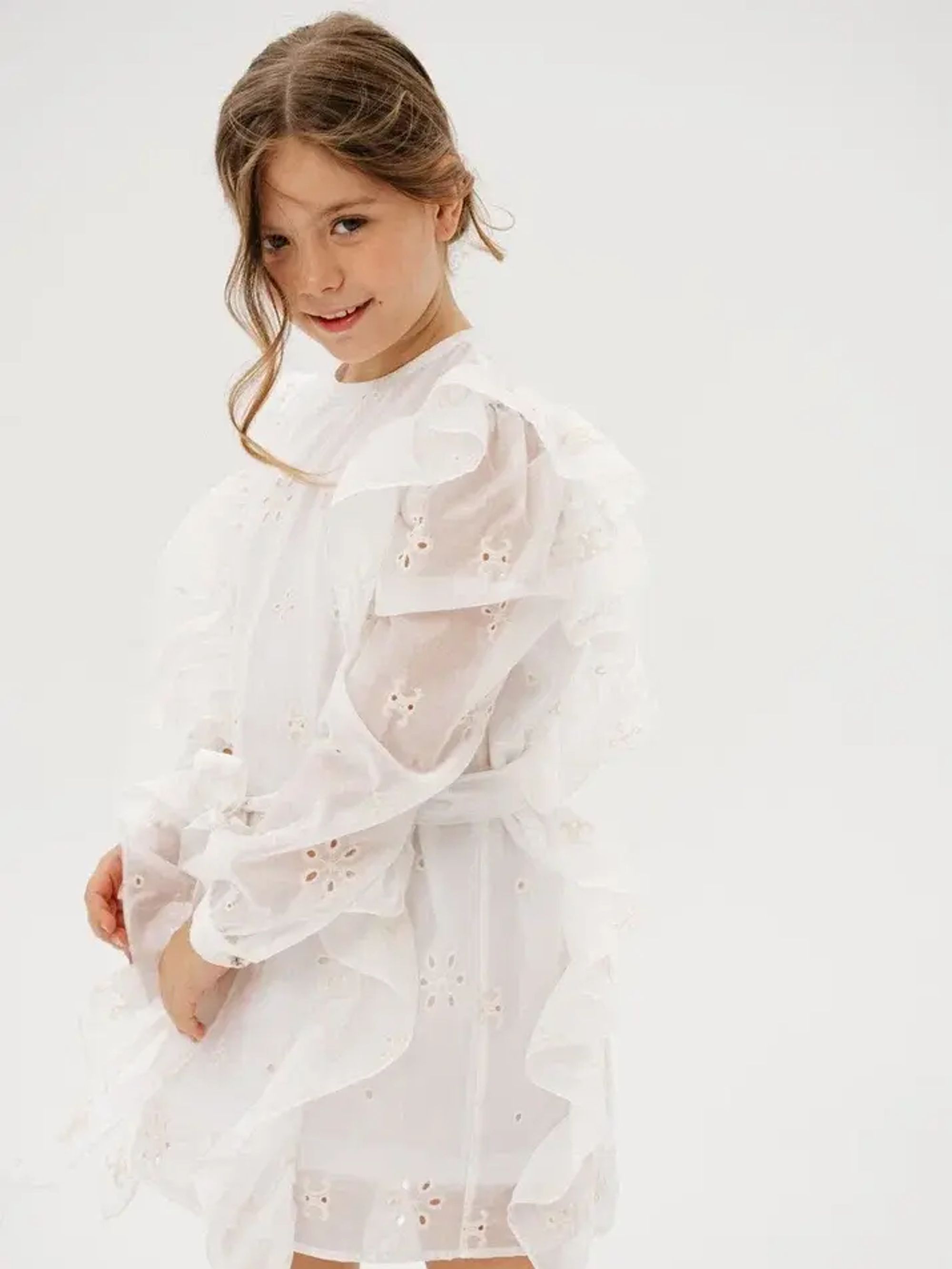 Платье с воланами