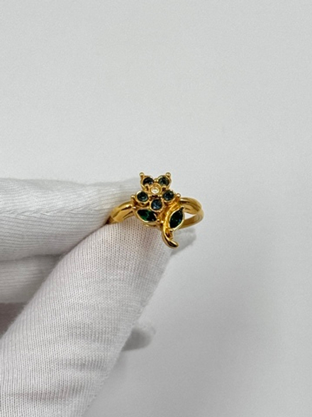 Кольцо с цветком