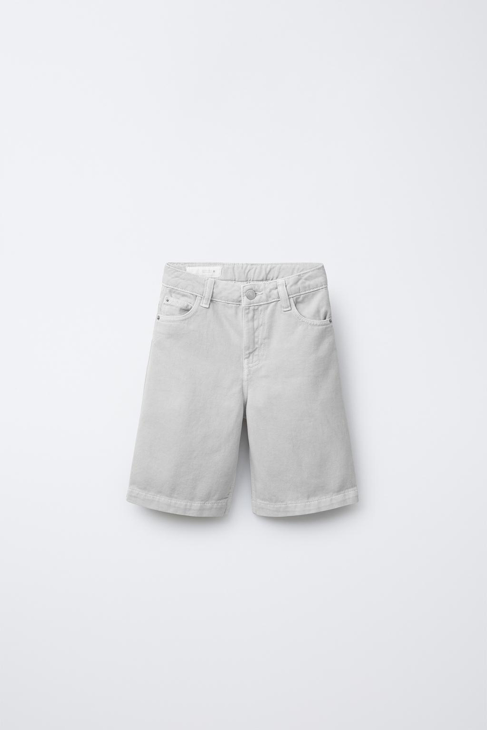 ZARA КЛАССИЧЕСКИЕ ДЖИНСОВЫЕ ШОРТЫ, СЕРЫЙ