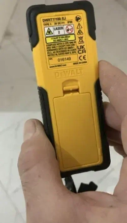 Лазерный дальномер Dewalt DWHT77100