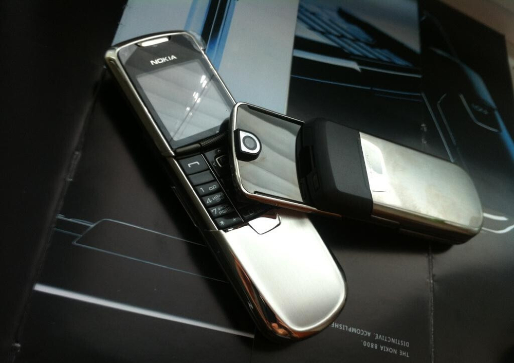 Мобильный телефон Nokia 8800 Silver