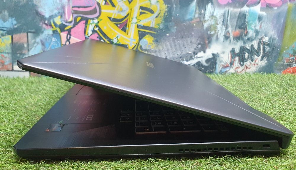 Игровой ASUS Ryzen 7/16Gb/ GTX 1660 Ti 6Gb/120Hz/TUF Gaming FX705DU-H7111T [90nr0281-m03330]/Windows 10