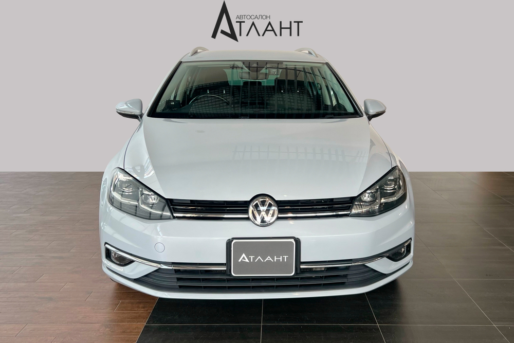 Volkswagen Golf, 2017 год