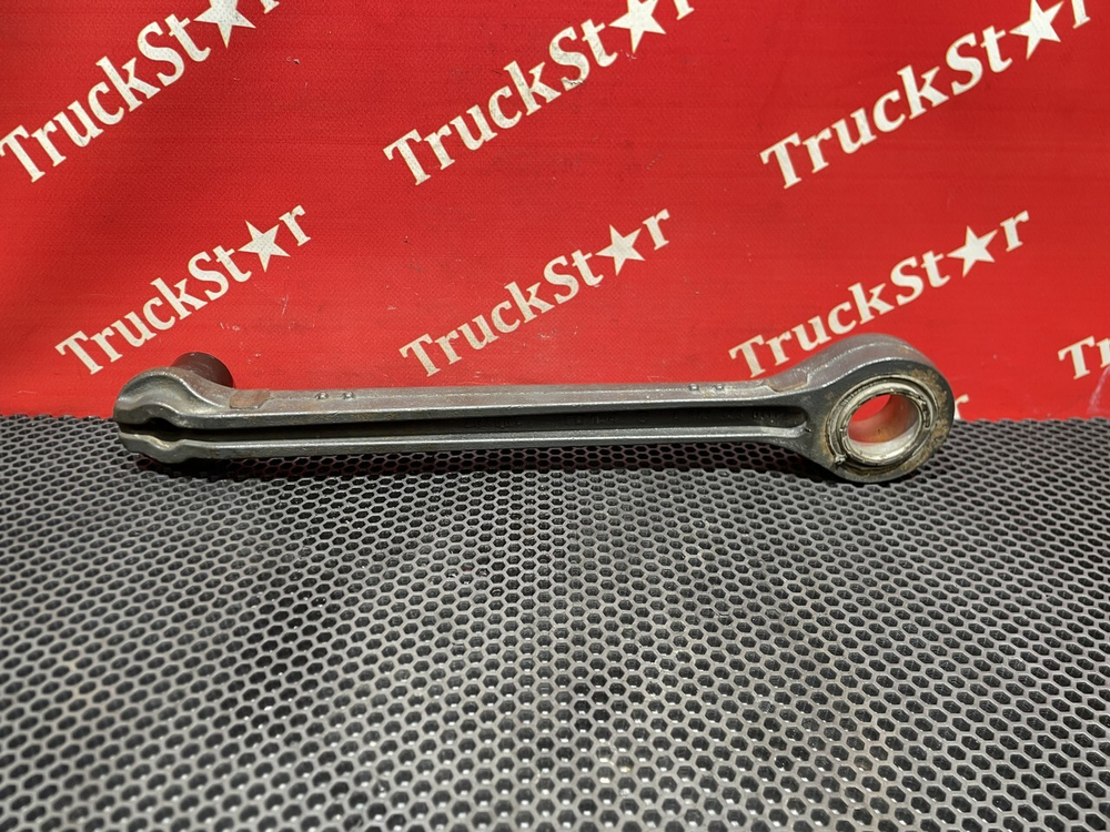 Стойка переднего стабилизатора