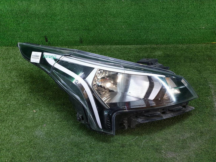 Фара правая Kia Rio 4 (2020-н.в.) галоген