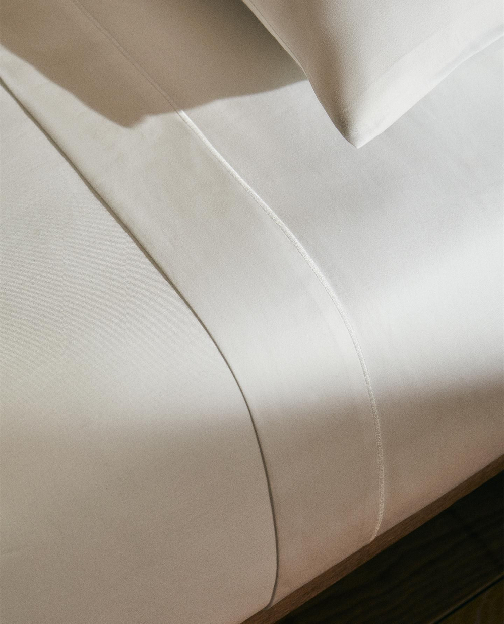 Zara Home - Простыня из сатина с подолом (300 нитей), белый, 160x280 см