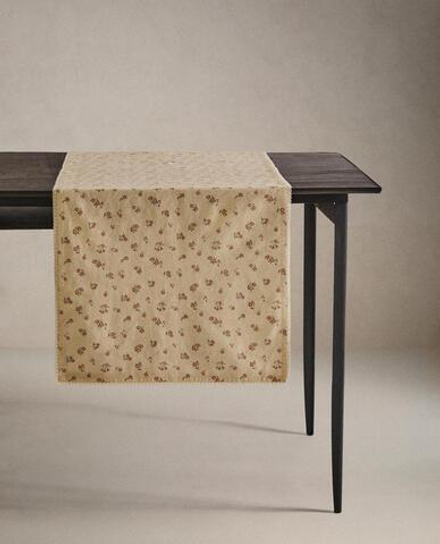 ZARA HOME СКАТЕРТЬ-ДОРОЖКА НА СТОЛ «ПОЛЕВЫЕ ЦВЕТЫ» С КРУЖЕВОМ, ЖЕЛТЫЙ