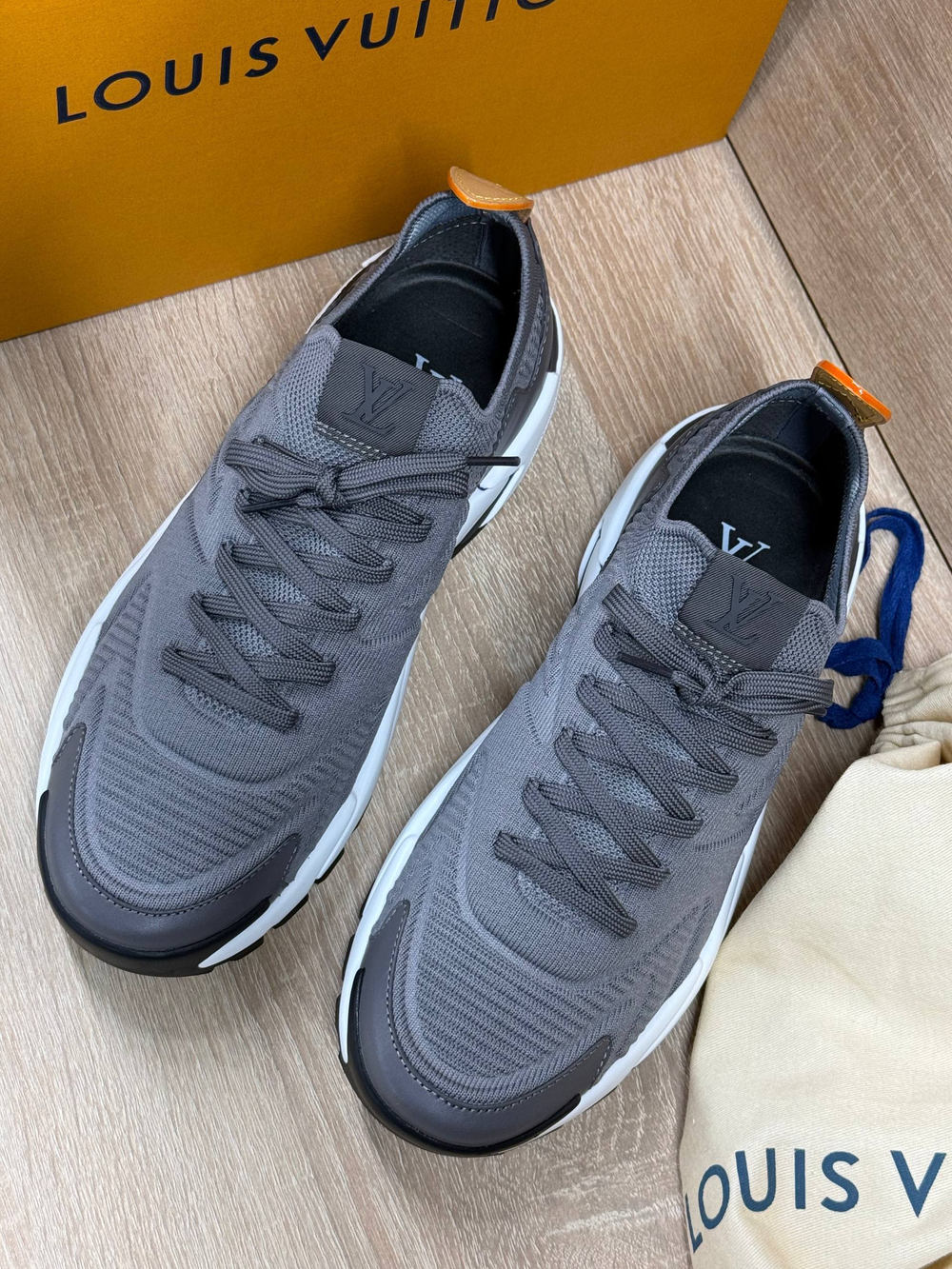 Кроссовки Louis Vuitton