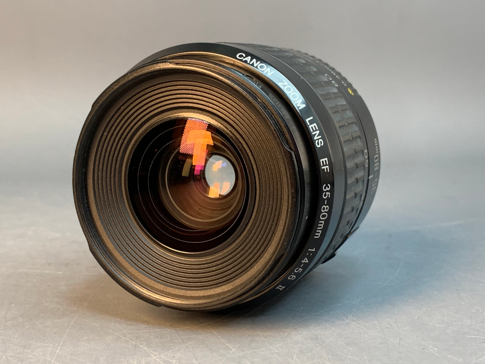 Canon EOS 500 Kit 35-80mm 4-5.6 II
