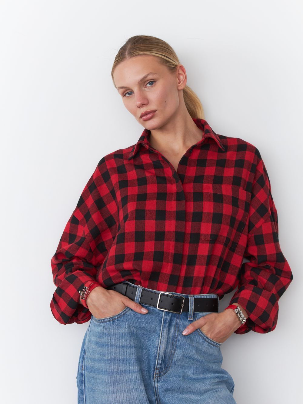 БАЗОВЫЙ РЕМЕНЬ С ПРЯМОУГОЛЬНОЙ ПРЯЖКОЙ BLACK