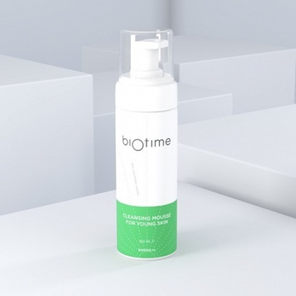 ОЧИЩАЮЩИЙ МУСС ДЛЯ МОЛОДОЙ КОЖИ