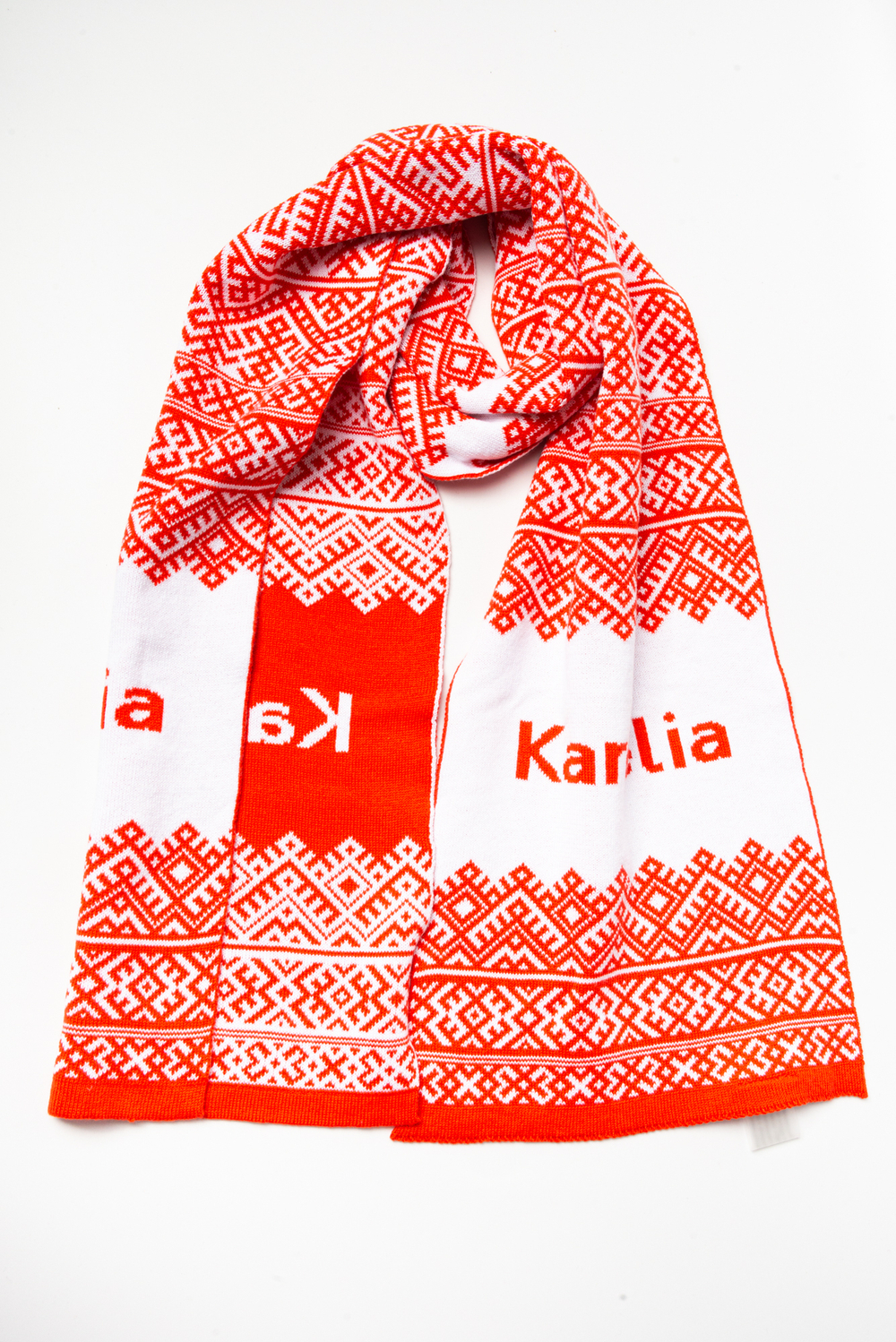 Вязаный шарф с карельским орнаментом Karelia