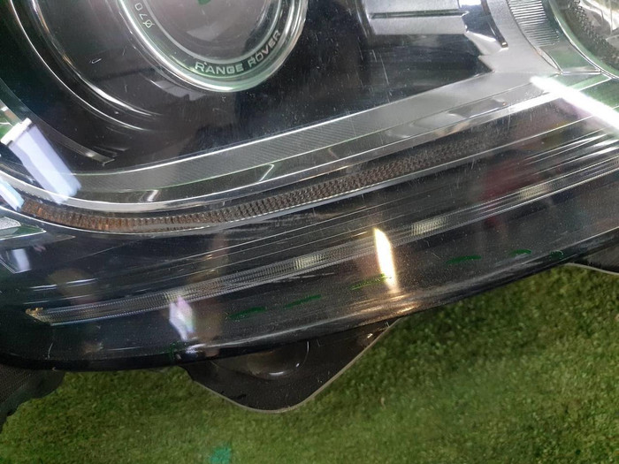 Битая Фара правая Range Rover Vogue 4 L405 (2012-2017) ксенон
