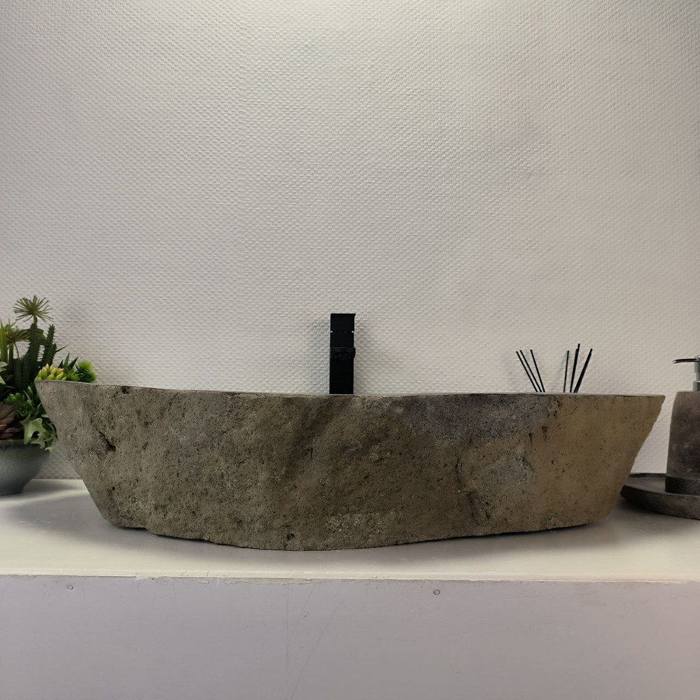 Раковина из речного камня RS-63642 (84*51*17) 0125