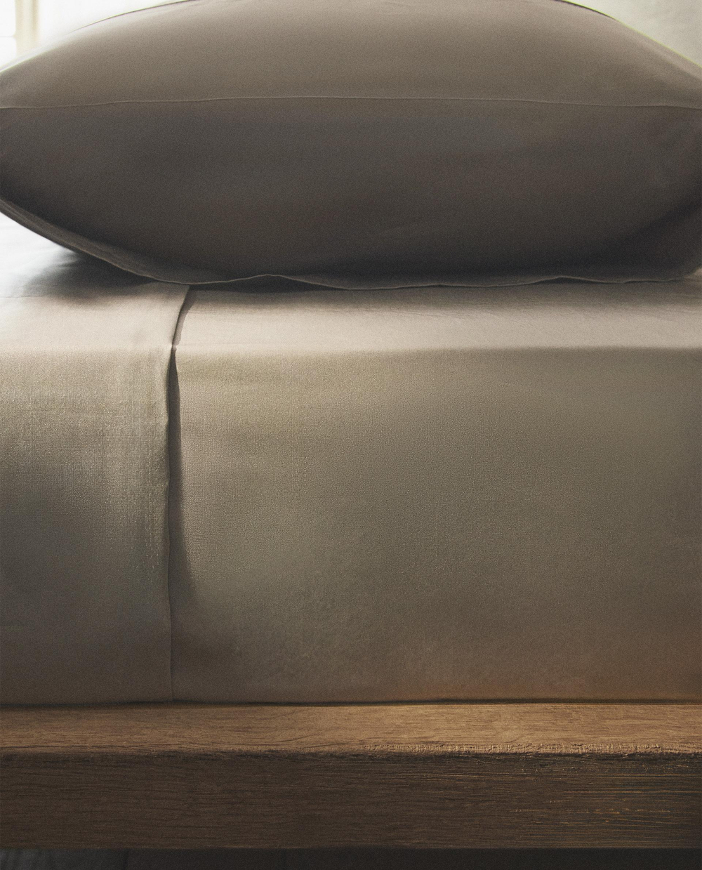 Zara Home - Простыня с ситцевой резинкой, высота 30 см (вес 300 нитей), серый, 160х200х30 см