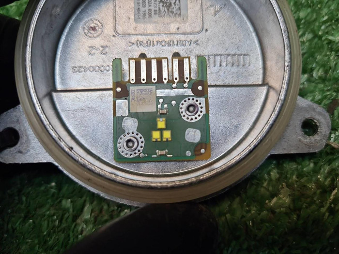 Модуль светодиодный BMW X5 G05 (2018-2023)